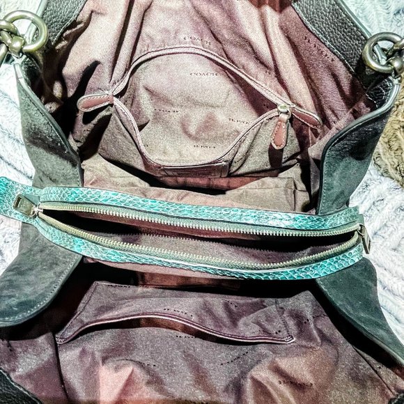 EUC - COACH DALTON 31 WITH COLORBLOCK & SNAKESKIN DETAIL (89076) - Picture 10 of 14